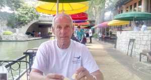 Dan enjoying a good lunch and feeding the birds at Casa Rio