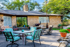 rocky-overlook-upper-outdoor-patio-1280x720-1