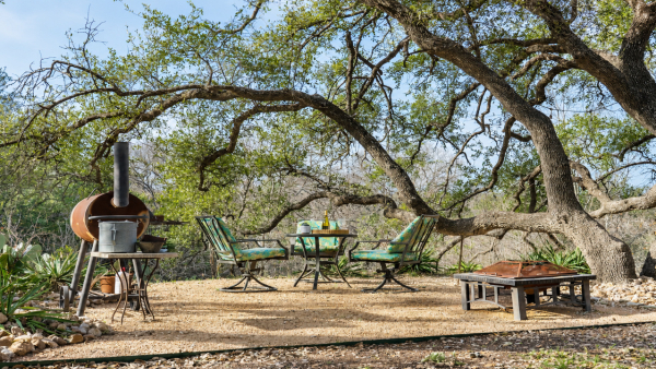 palette-pad-outdoor-patio-area-1280x720-1